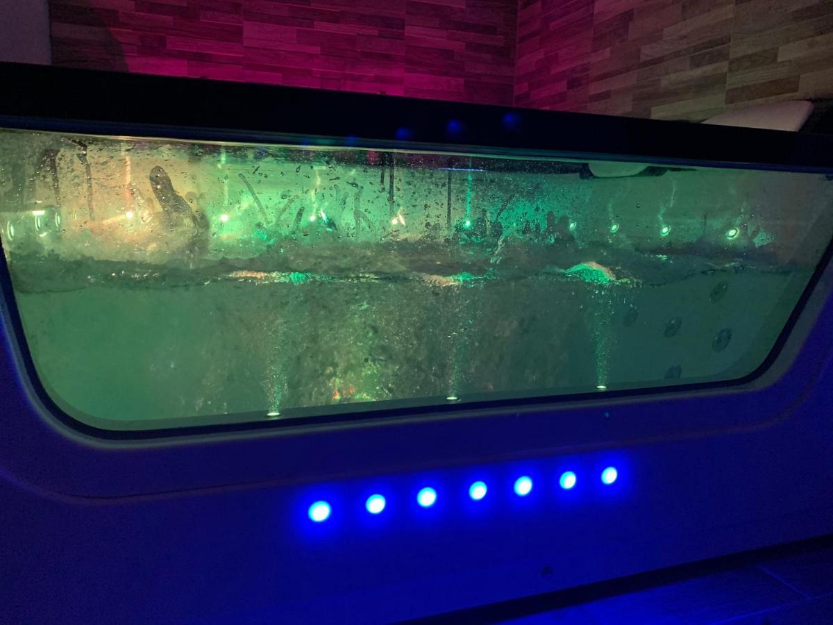 Appartement Cosy Jacuzzy Luxe Gare De Toulon Exteriör bild